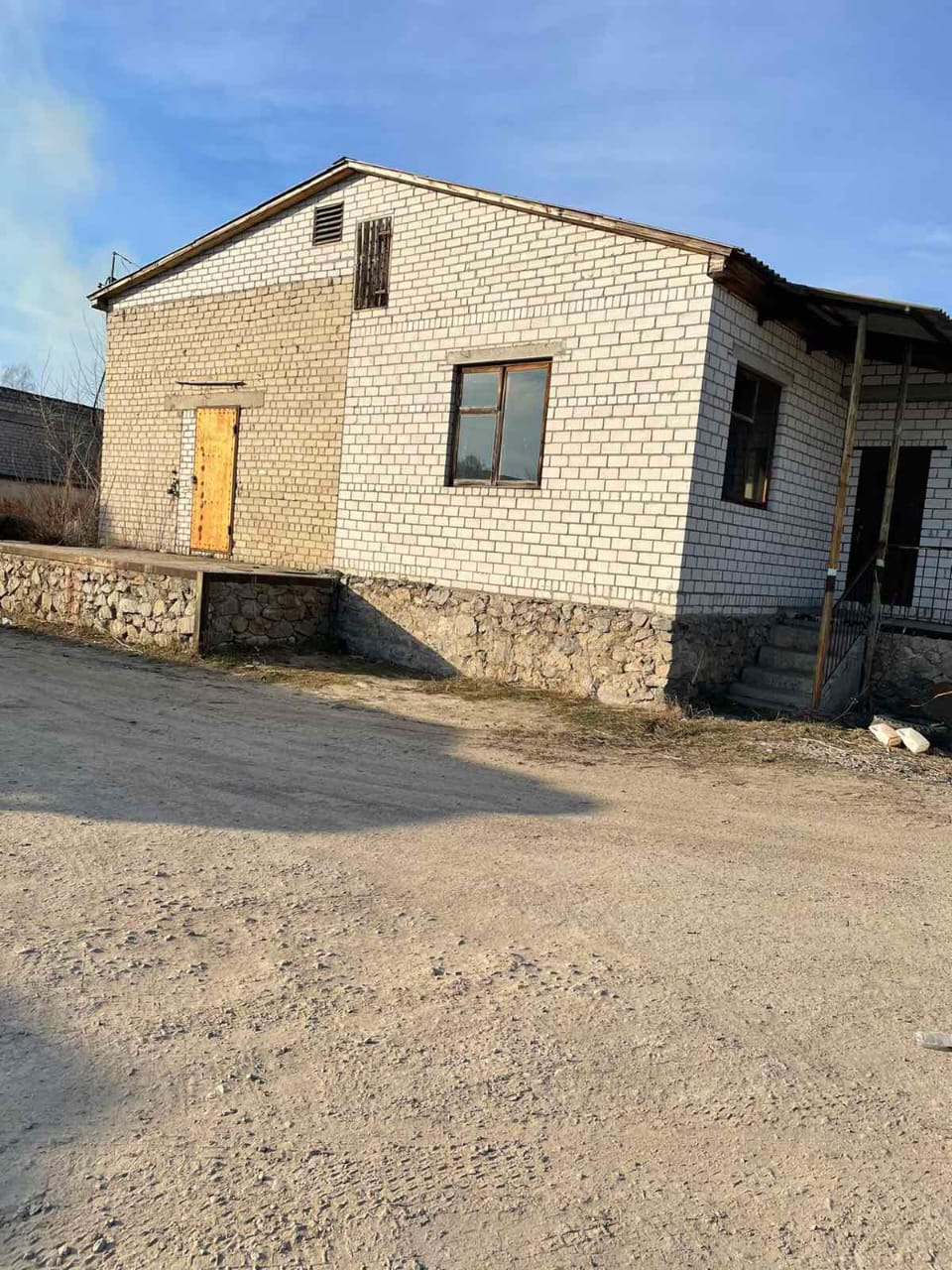 Промислово-виробнича база ПрАТ “Канів-Дніпробуд”