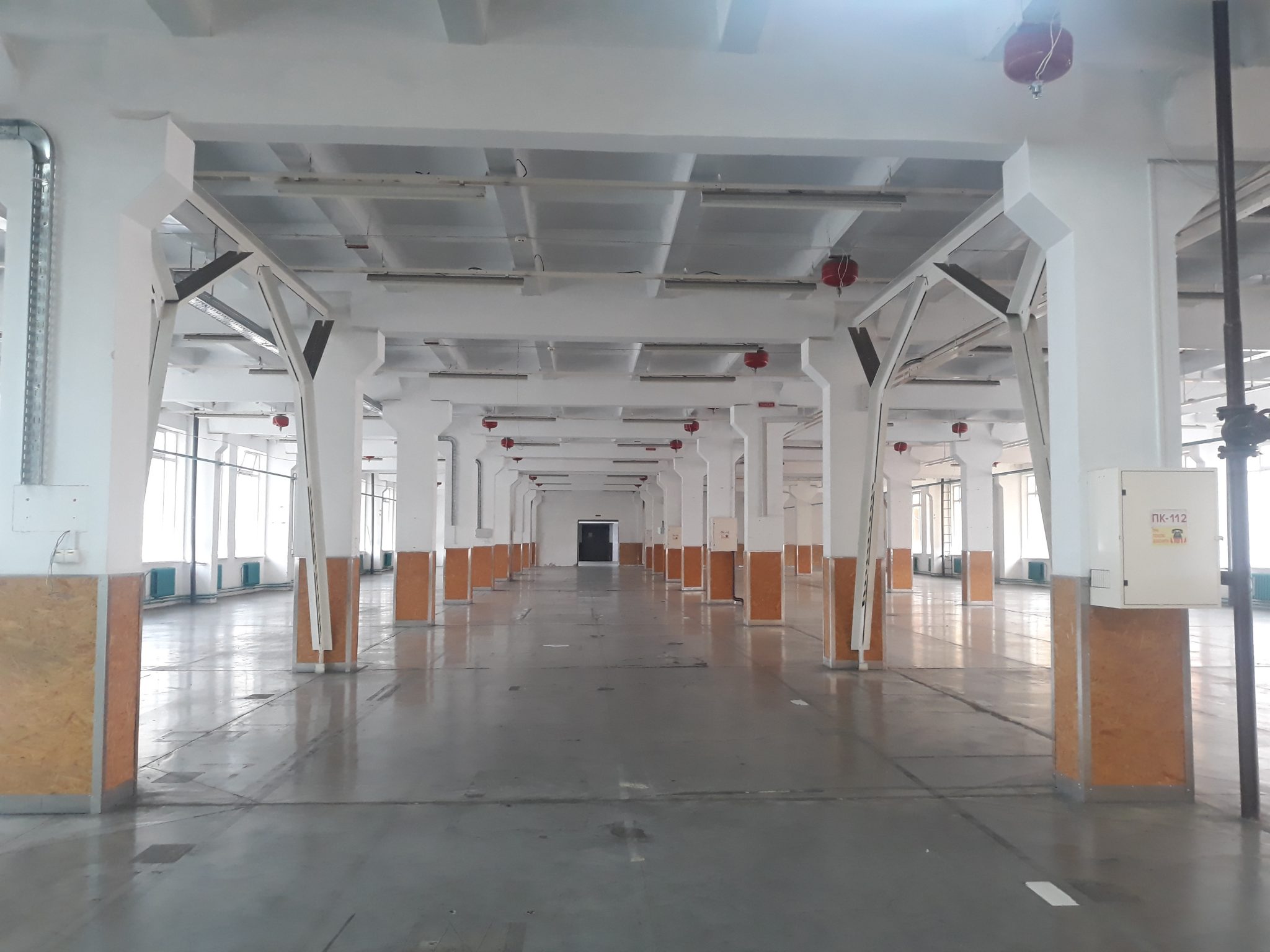 Оренда частини сучасного виробничого комплексу в м. Луцьку по вул. Рівненській площею 8818 м2